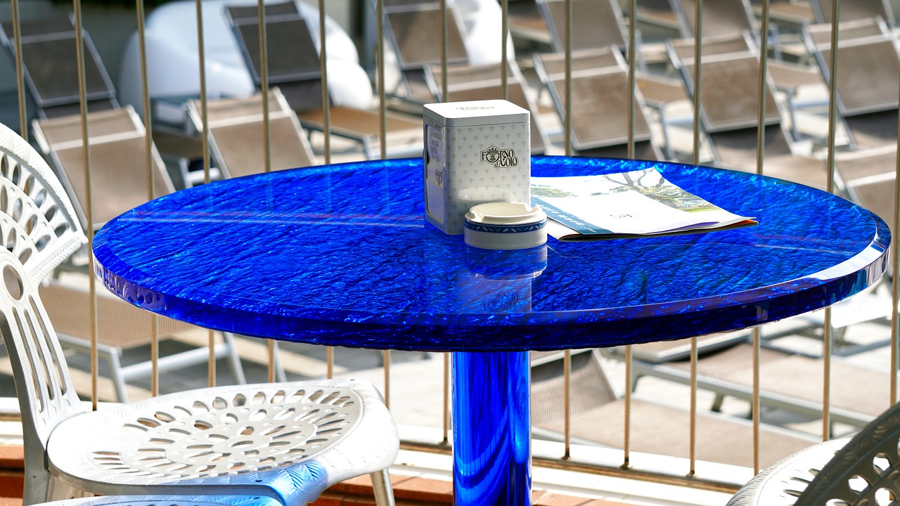 Un tavolino di un bar